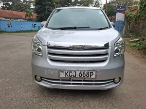 Toyota Noah 2009 Silver