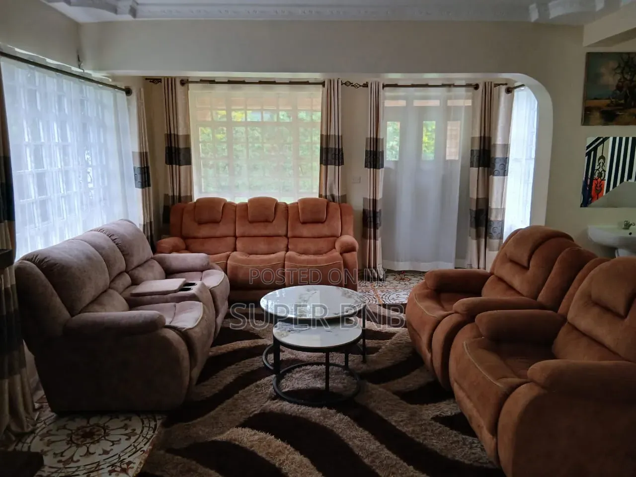 4 Bedroom Own Compound Airbnb For Partying Wedding Babyshower
