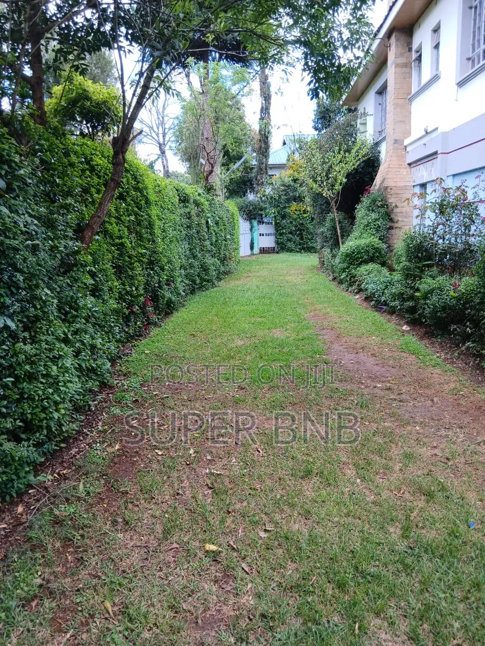 4 Bedroom Own Compound Airbnb For Partying Wedding Babyshower