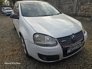 Volkswagen Golf 2009 White