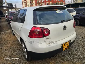 Volkswagen Golf 2009 White