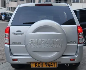 Suzuki Grand Vitara 2012 Gray