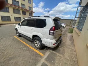 Toyota Land Cruiser Prado 2007 White