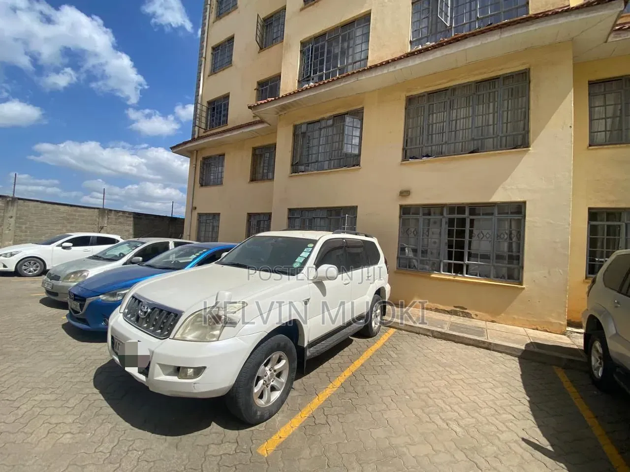 Toyota Land Cruiser Prado 2007 White