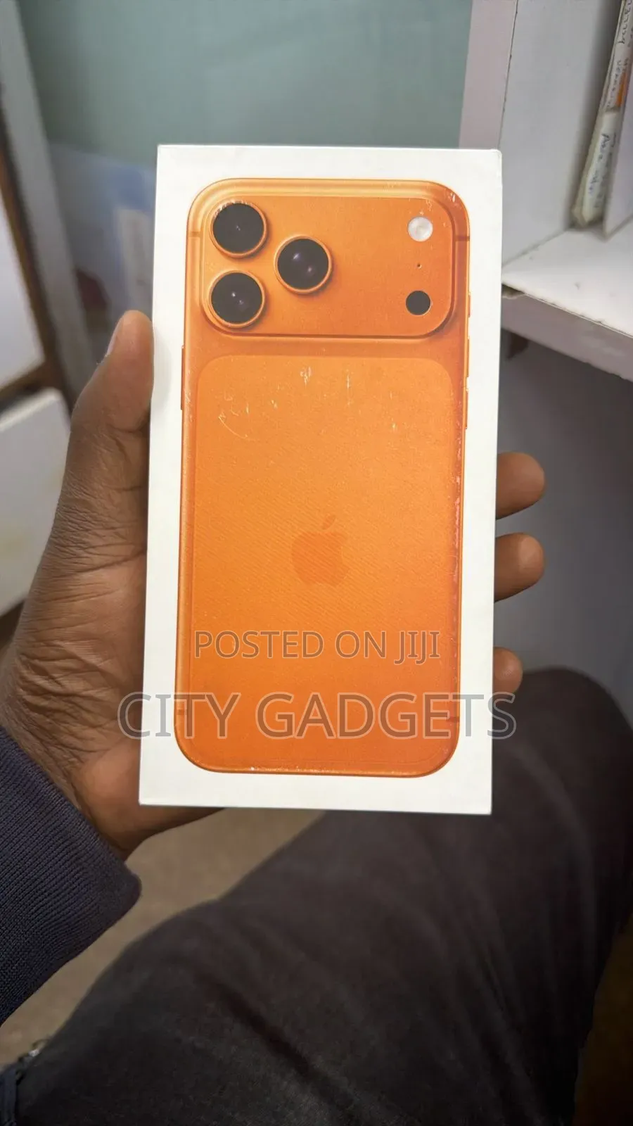 New Apple iPhone 17 Pro Max 256 GB Orange