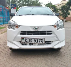 Daihatsu Mira 2017 White