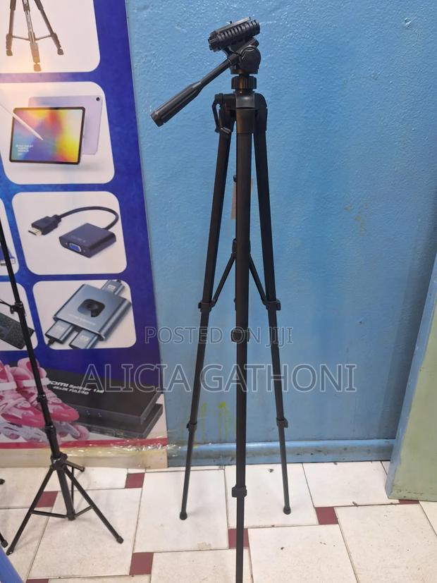 1.9mtrs Weifeng Wt 3560 Camera/Phone Stand - thumbnail 2