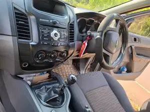 Ford Ranger Wildtrak 2012 Gray