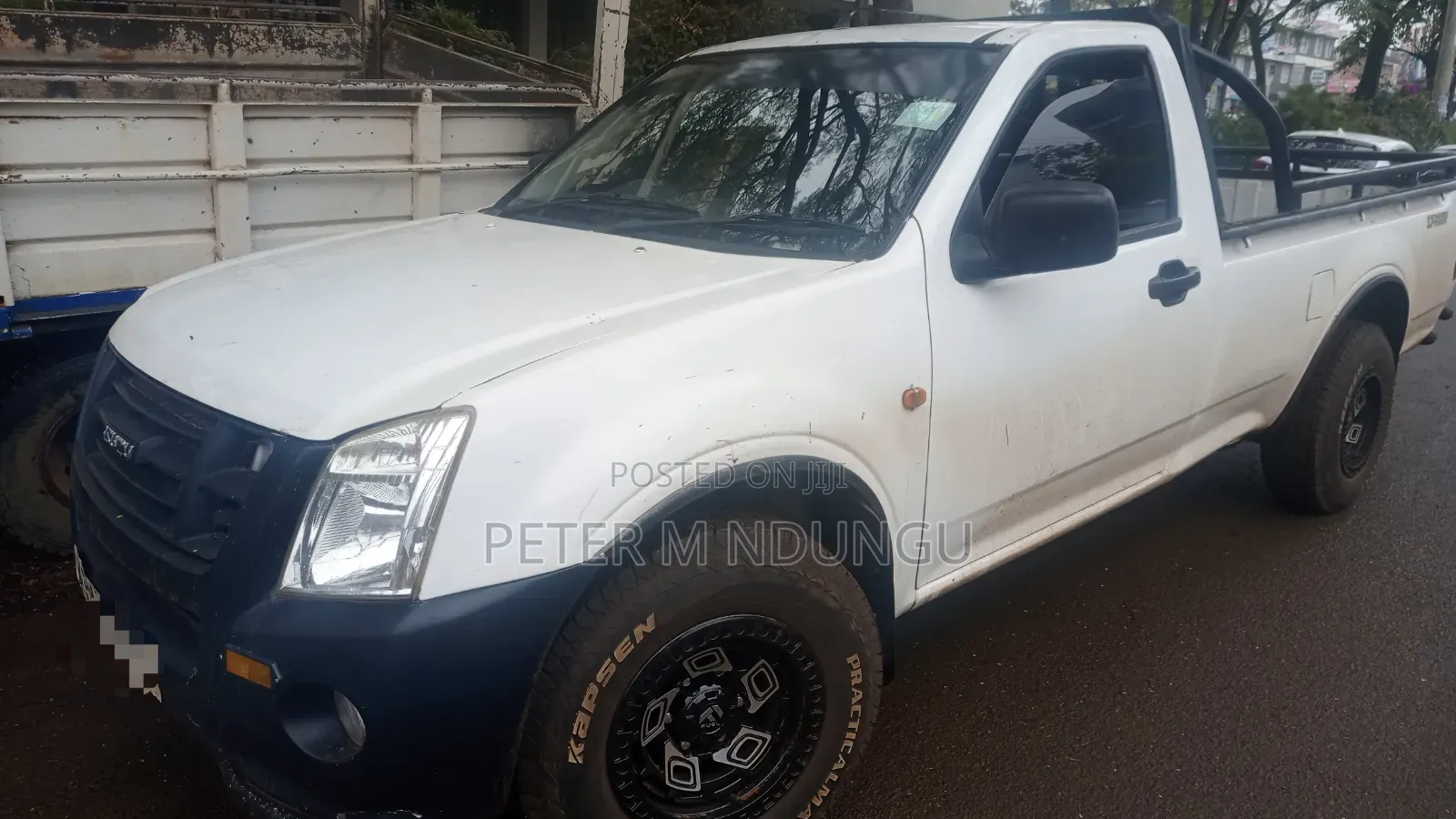Isuzu D-MAX 2012 White