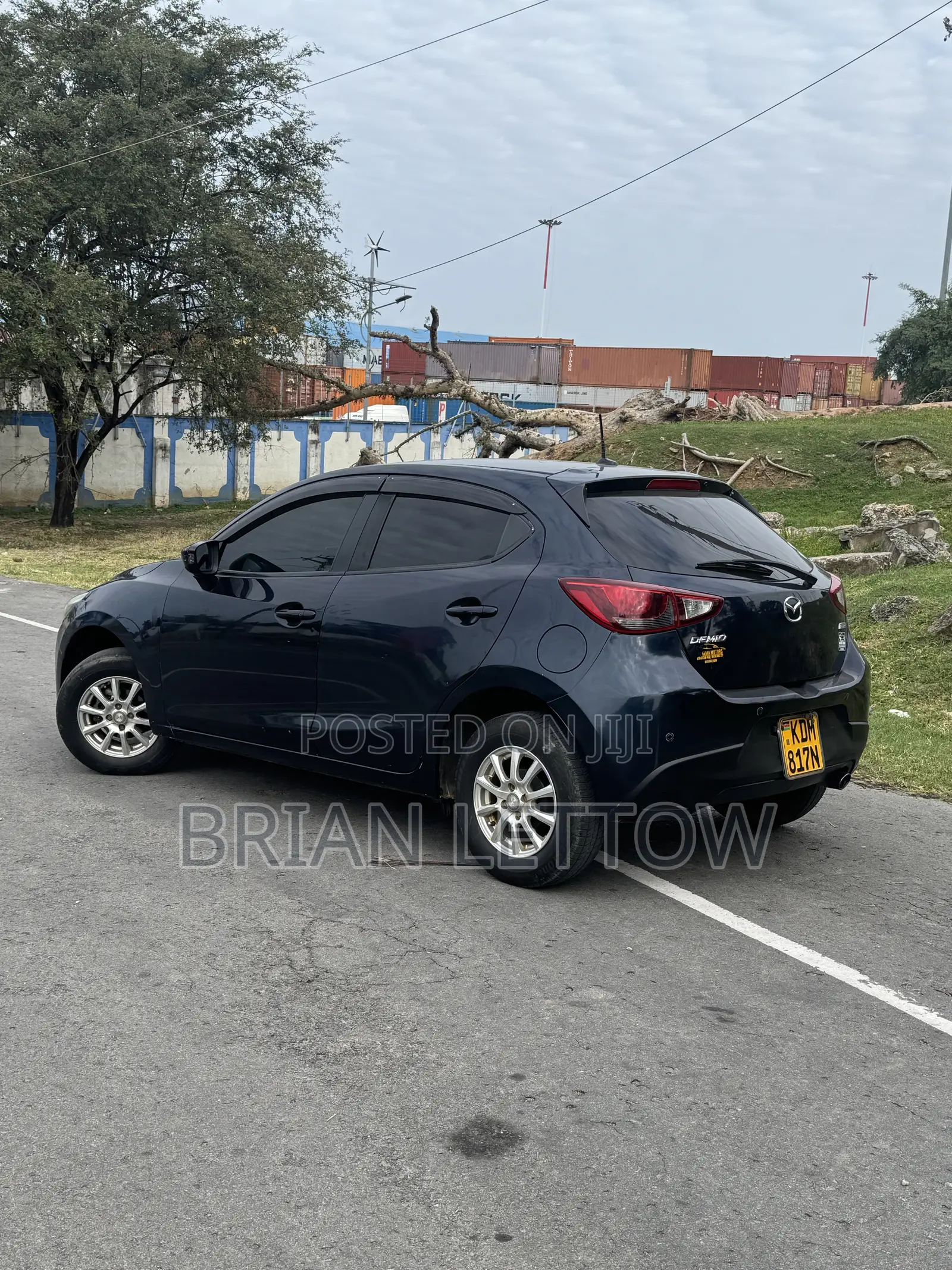 Mazda Demio 2016 Blue