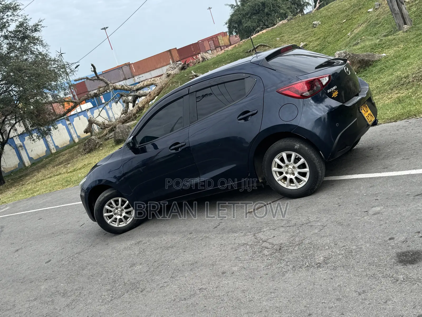 Mazda Demio 2016 Blue