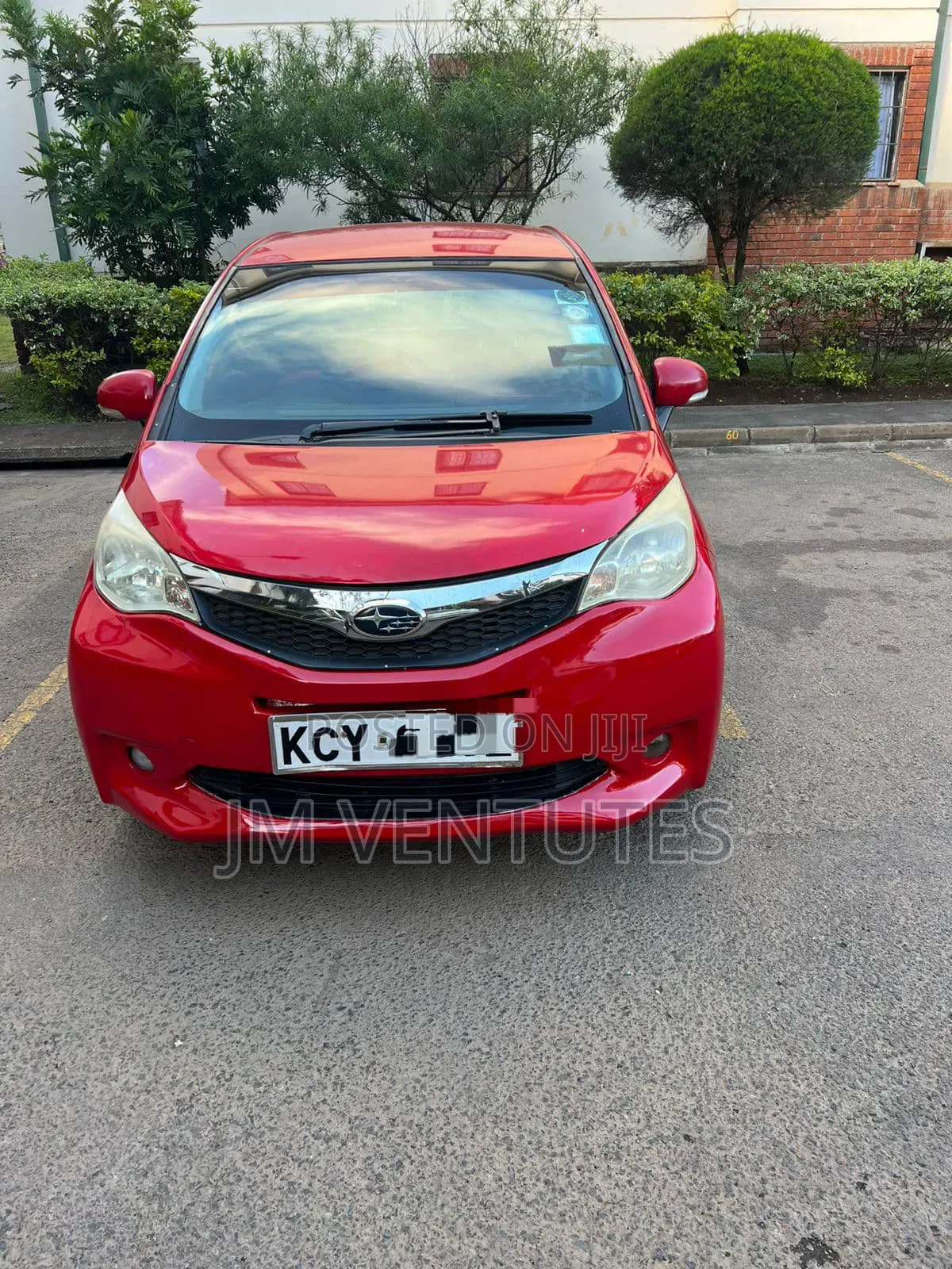 Subaru Trezia 2014 Red