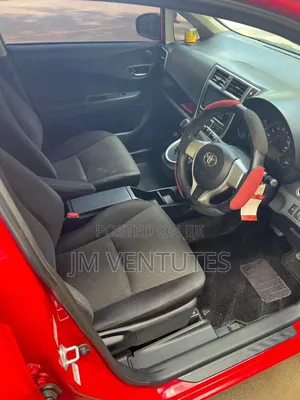 Subaru Trezia 2014 Red