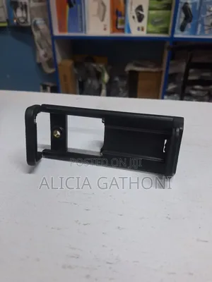 Tablet and Phone Holder Mount on Tripod