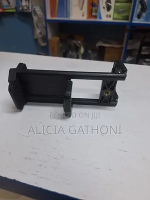 Tablet and Phone Holder Mount on Tripod