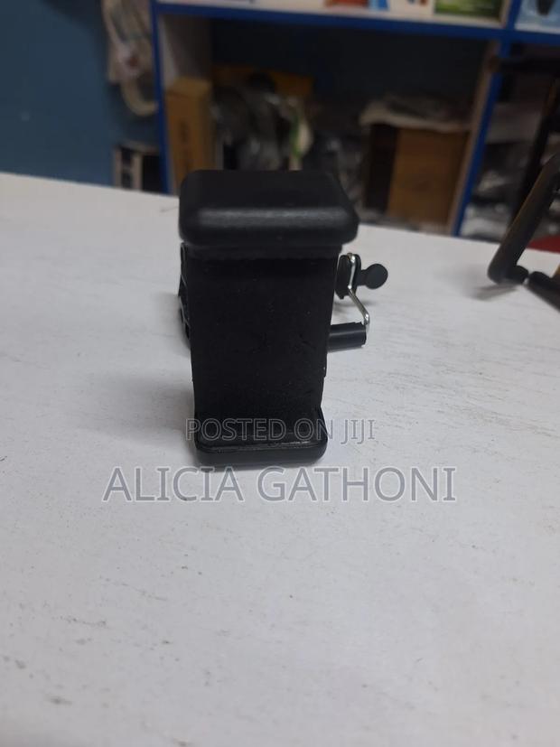 Phone Mount Holder on Tripod U Shape - thumbnail 2