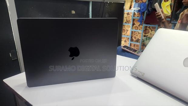 Laptop Apple MacBook Pro 2021 M1 16GB Apple M1 Pro SSD 512GB - thumbnail 2