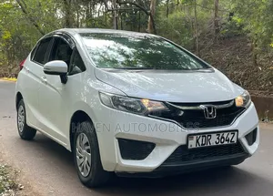 Honda Fit 2017 White