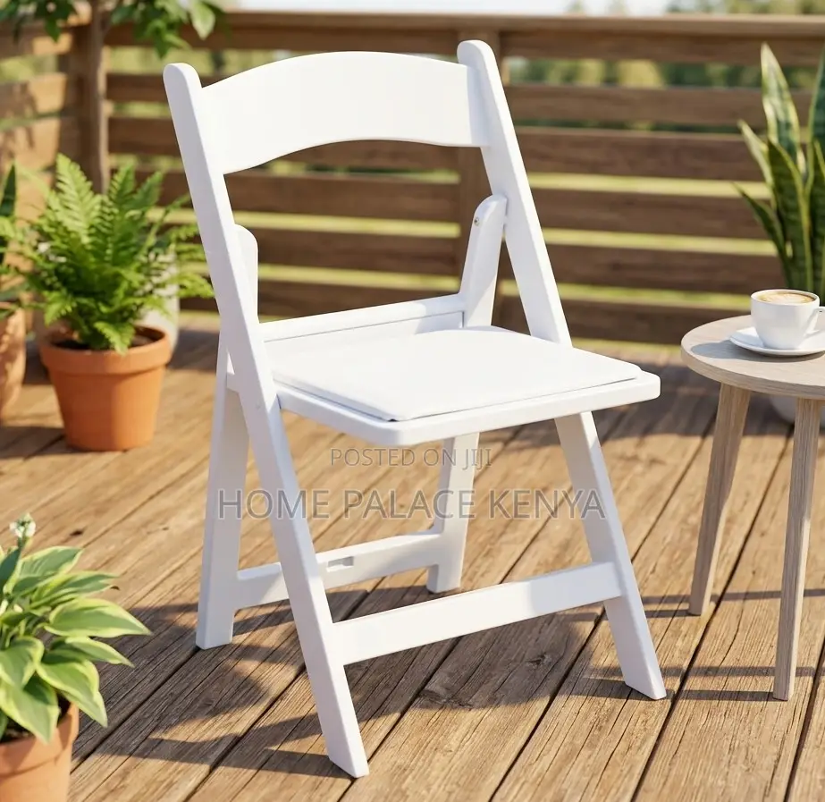 Event Chair: Commercial Grade Resin Folding Chair