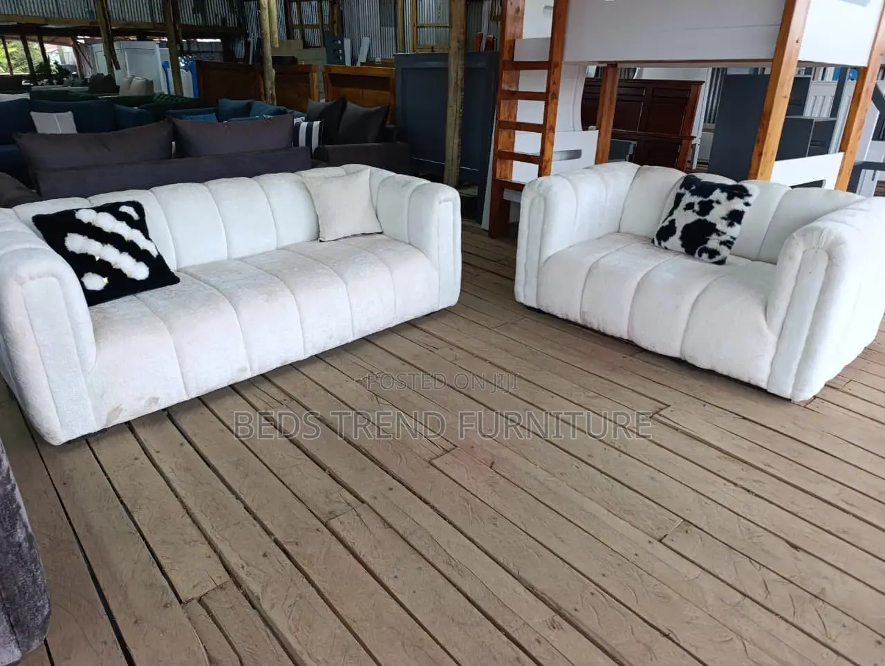 5 Seater Sofa Set – 3,2 White Upholstery