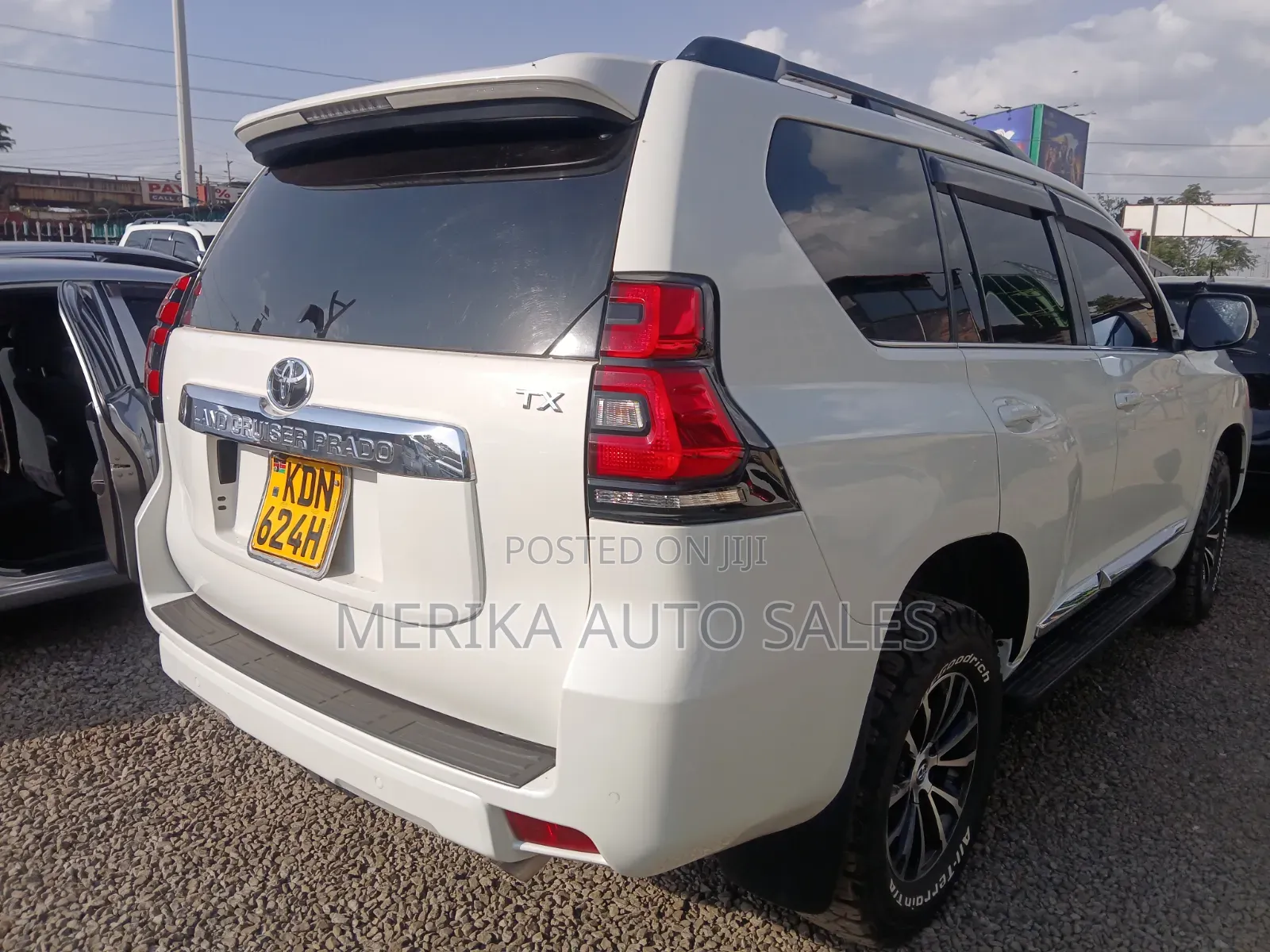 Toyota Land Cruiser Prado 2018 White