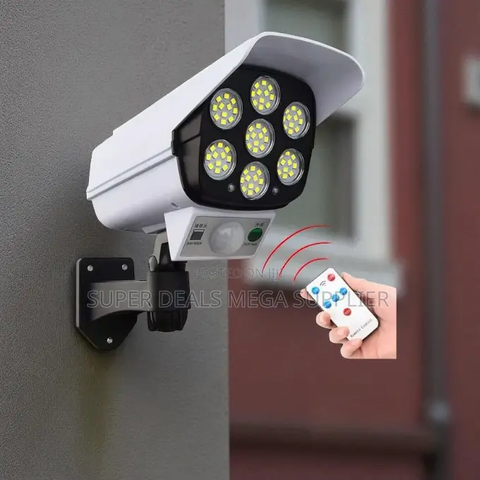 Outdoor Security Dummy Fake CCTV Camera With Pir Led Light