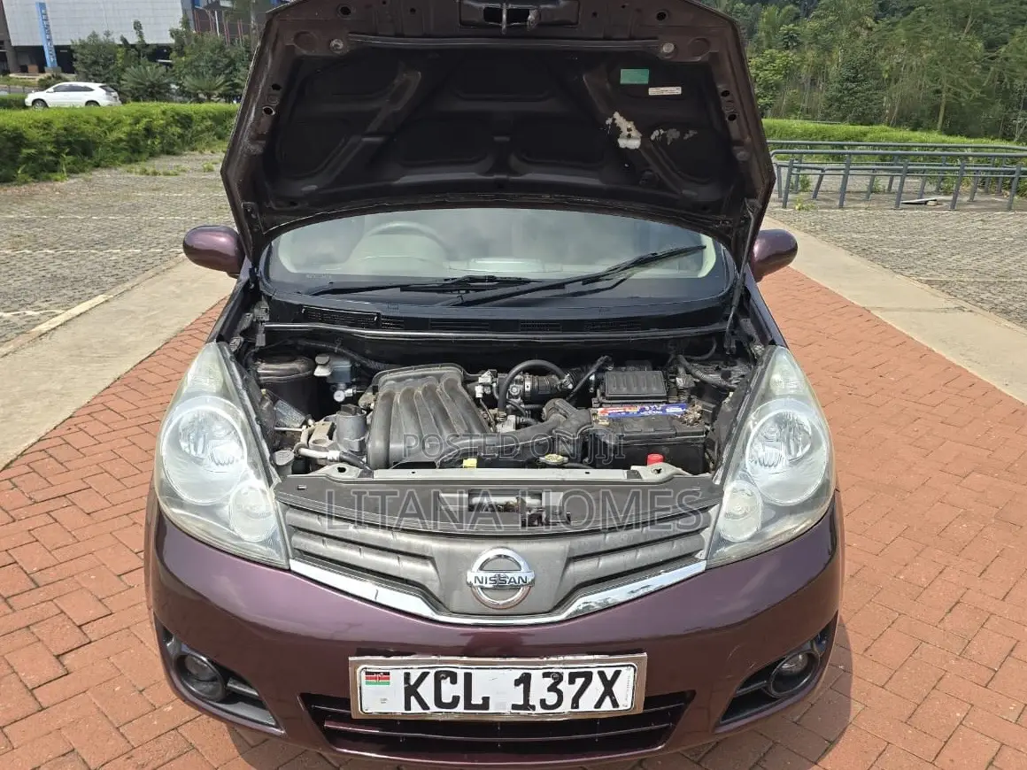 Nissan Note 1.6 Petrol 2010 Maroon