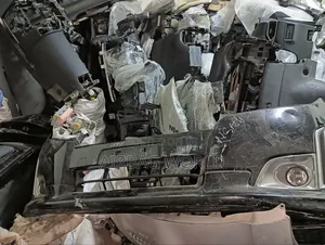Front Bumper Nissan Elegrant
