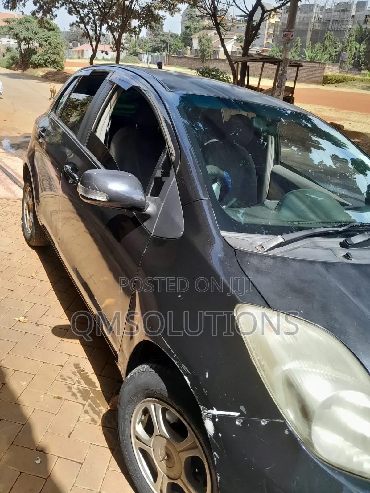 Toyota Vitz 2010 Black