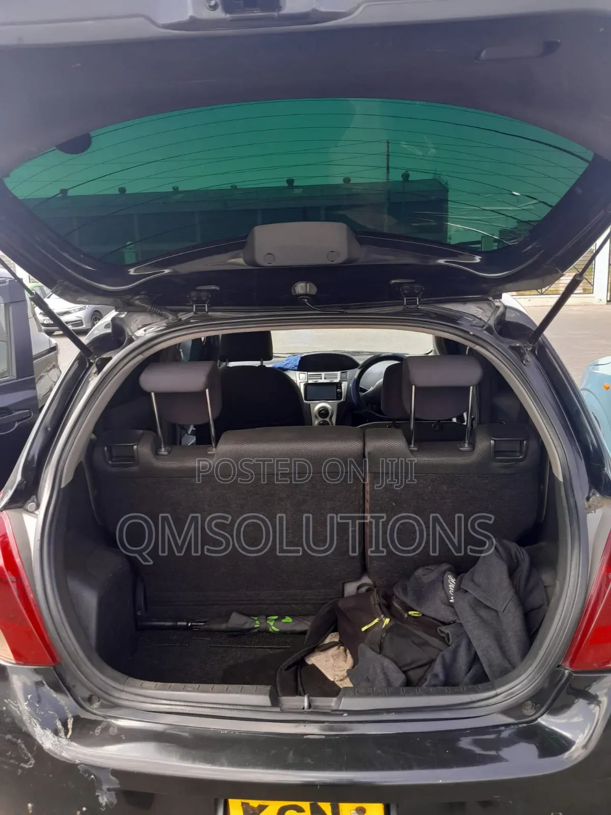 Toyota Vitz 2010 Black