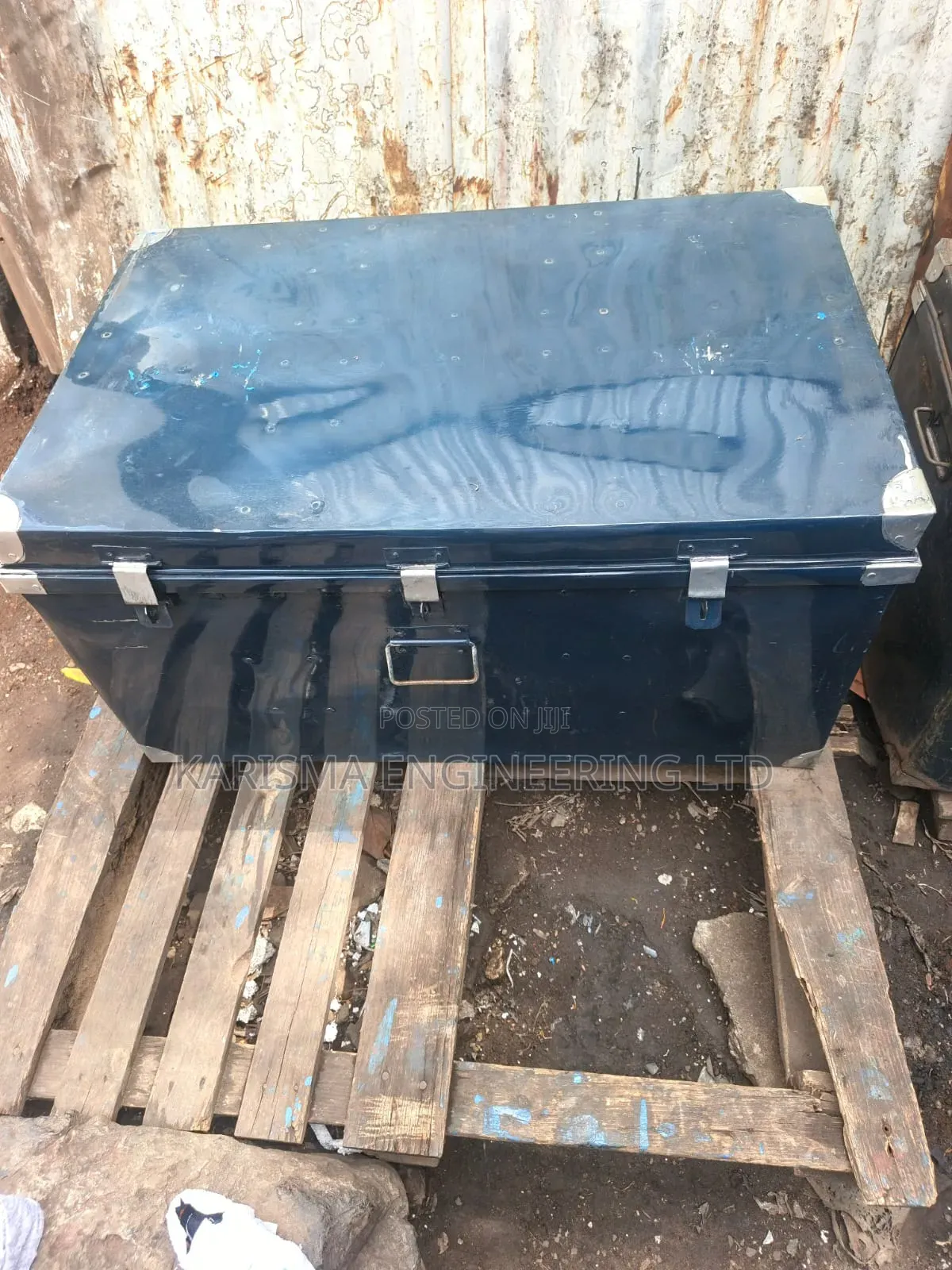 Metallic School Box