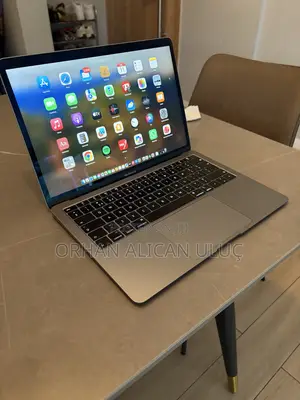Laptop Apple MacBook Air 2019 8GB Intel Core i5 SSD 128GB