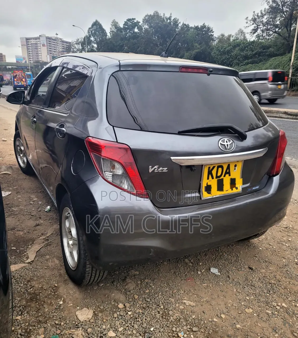 Toyota Vitz 2014 Gray