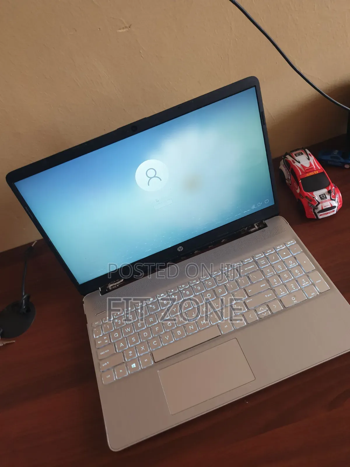 Laptop HP 15S 8GB AMD Ryzen 3 SSD 256GB
