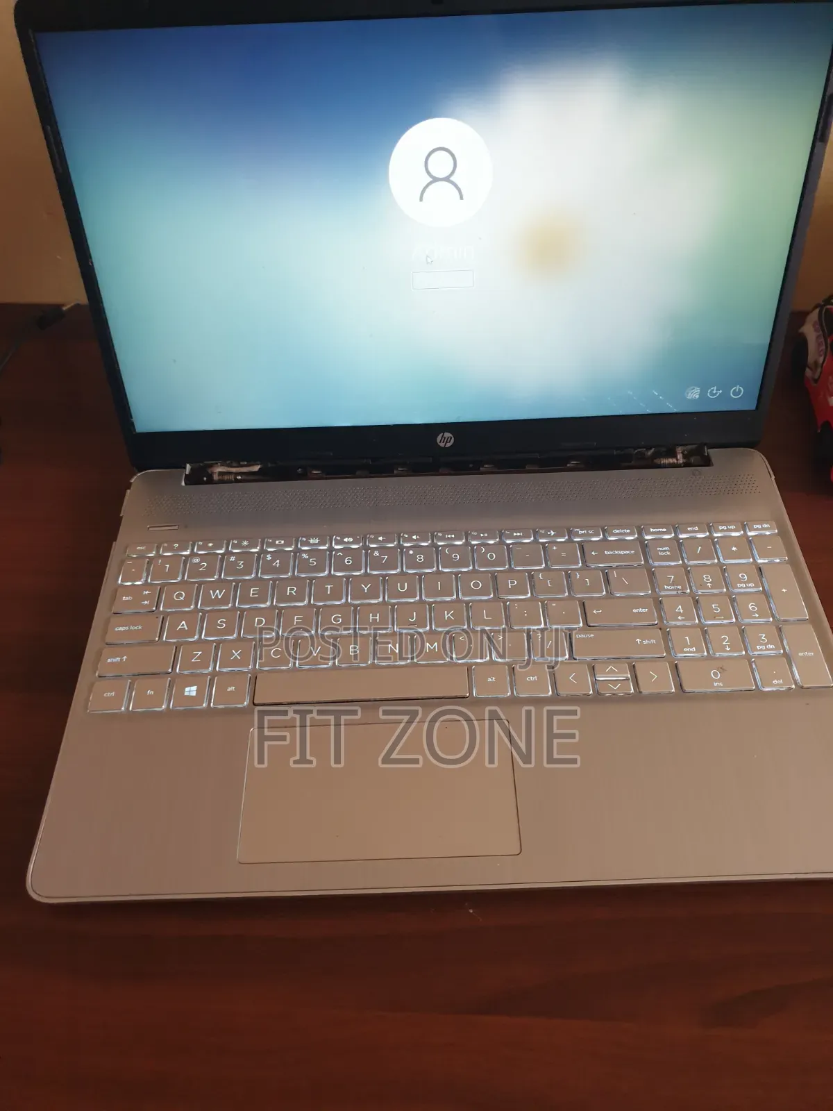 Laptop HP 15S 8GB AMD Ryzen 3 SSD 256GB