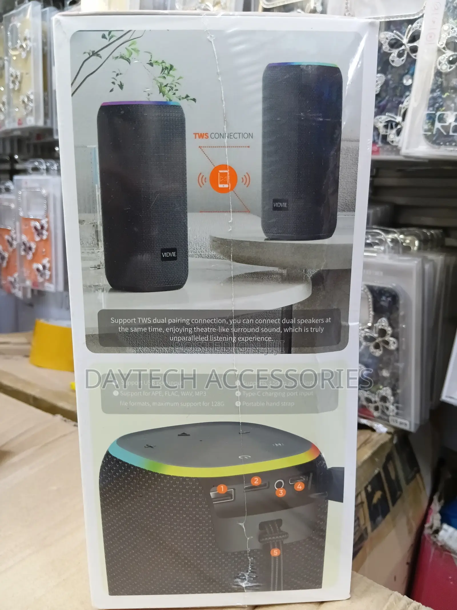 This Is a Vidvie Sp927 Portable RGB Light Wireless Speaker