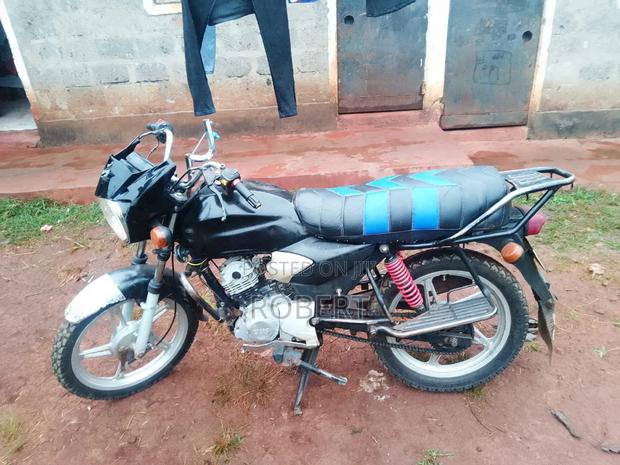TVS HLX Plus ES 2022 Black