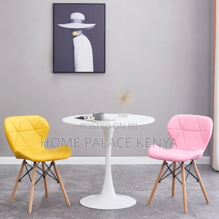 Dining Table: Bamboo Waterproof Round Bar Table