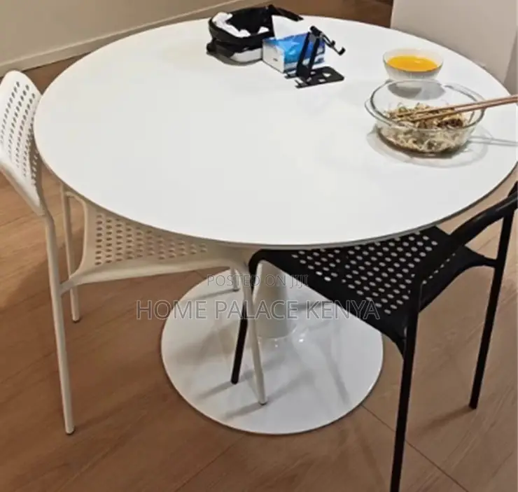 Dining Table: Bamboo Waterproof Round Bar Table