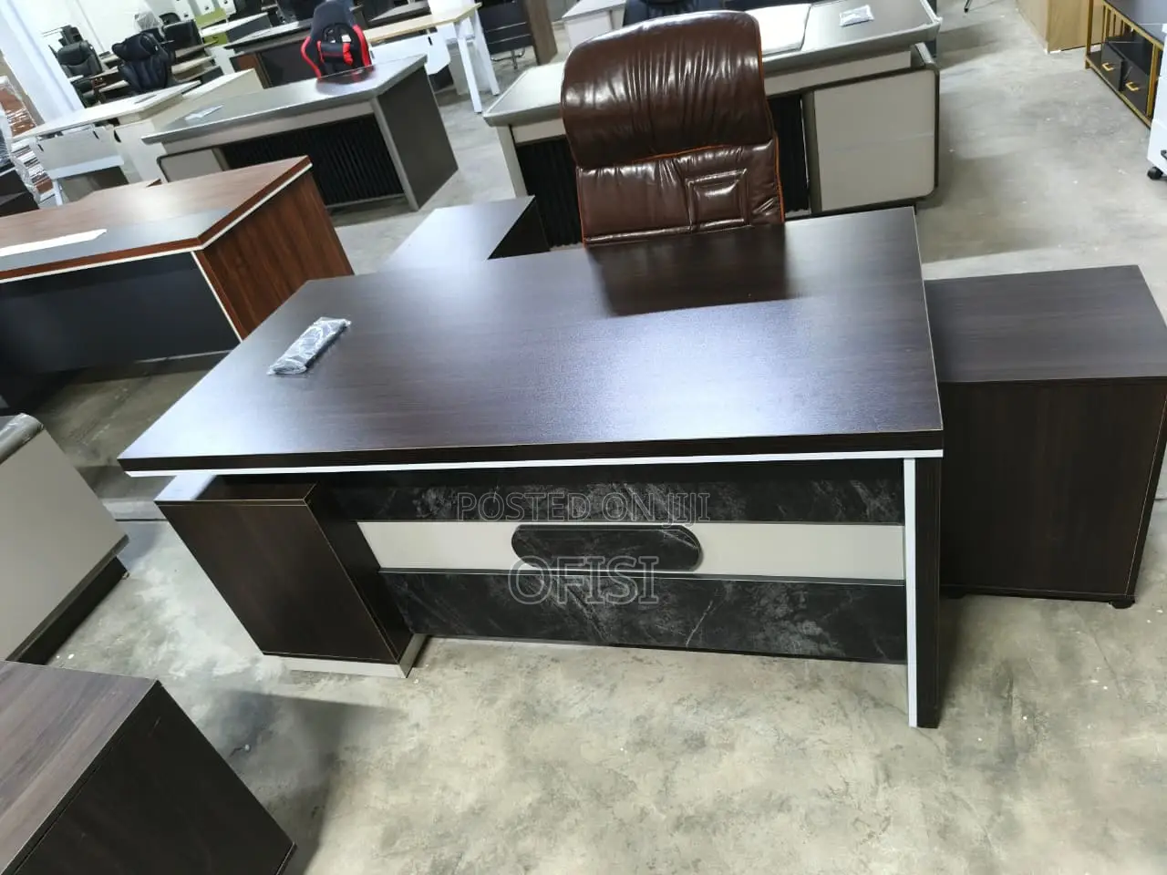 Office Desk; Executive Office Desk 1600mm With Movable Drawer