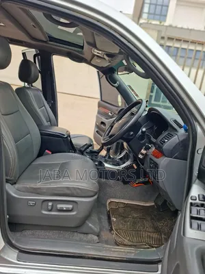 Toyota Land Cruiser Prado 2005 Silver