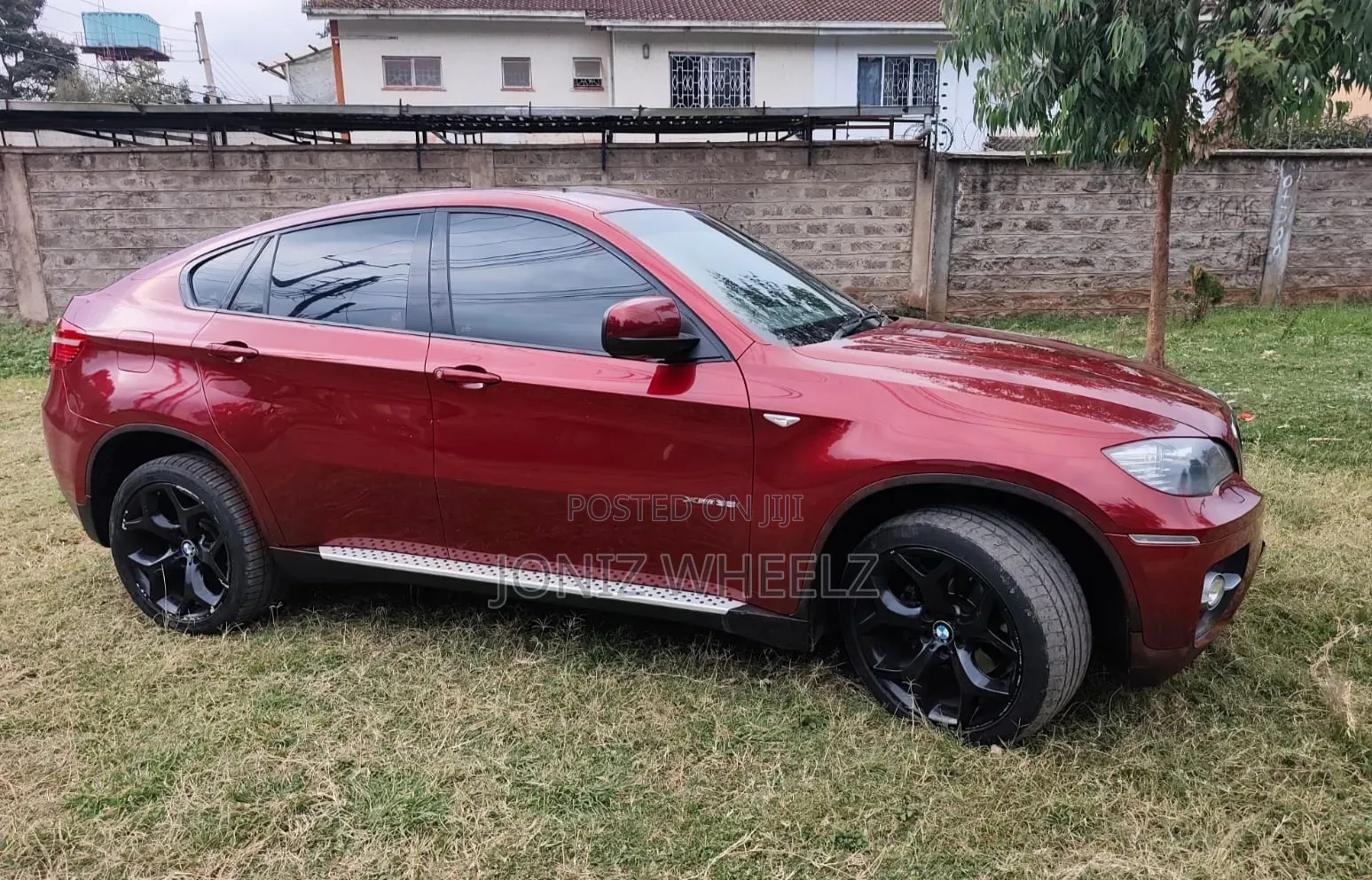 BMW X6 2012 Maroon