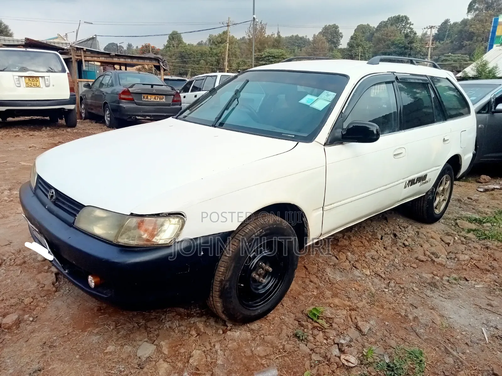 Toyota Corolla 1998 White