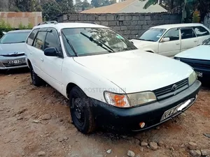 Toyota Corolla 1998 White