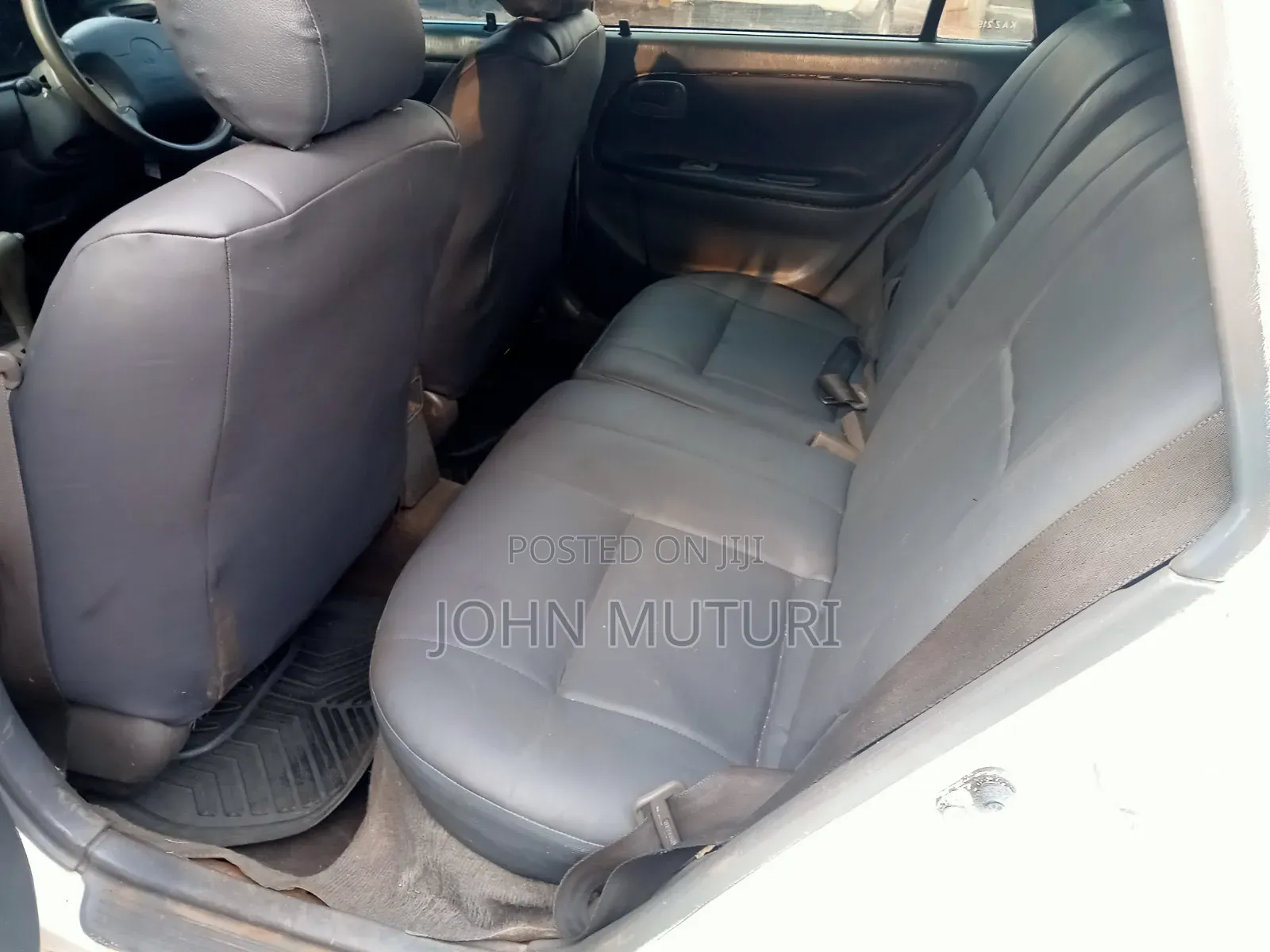 Toyota Corolla 1998 White