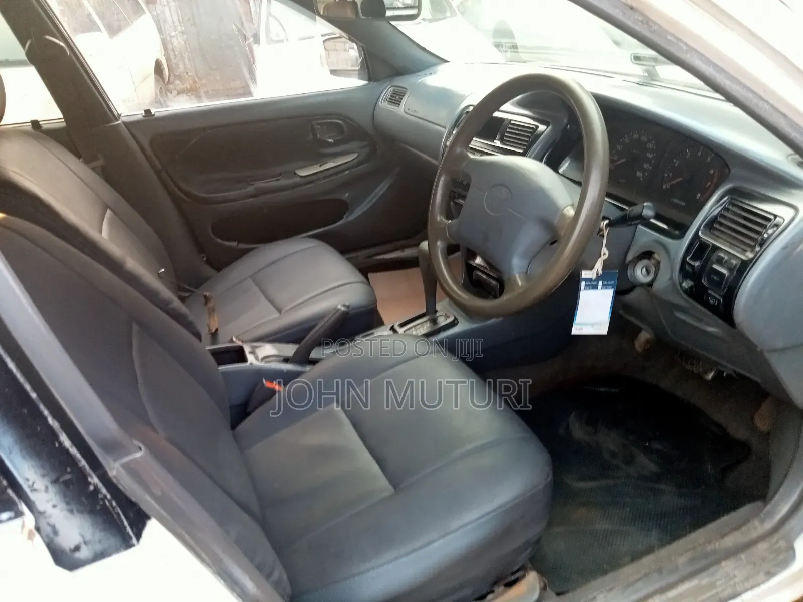 Toyota Corolla 1998 White