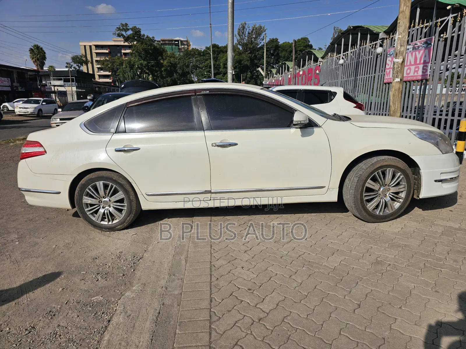 Nissan Teana 2011 White