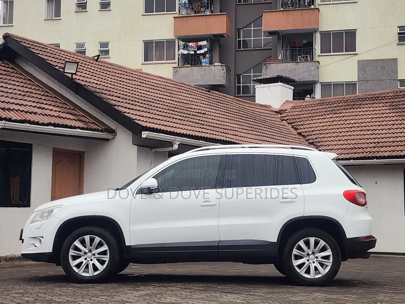 Volkswagen Tiguan S 4Motion 2010 White