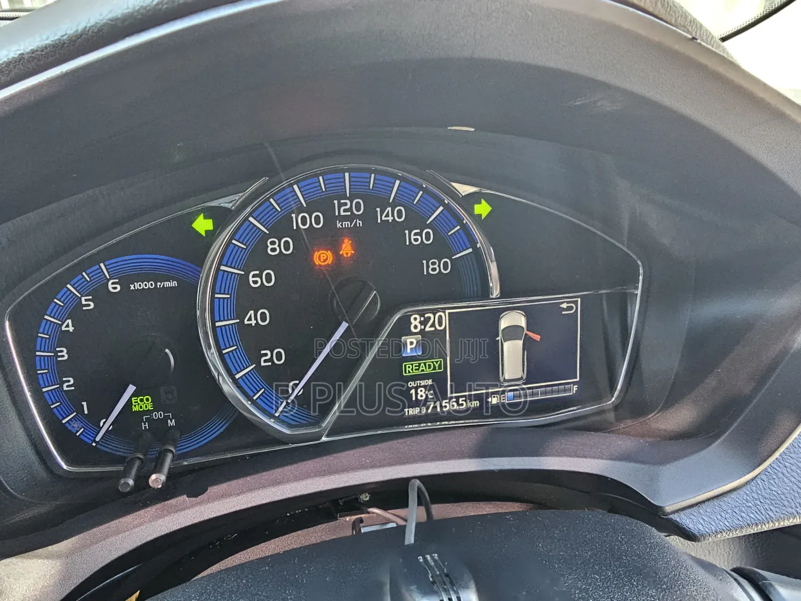 Toyota Corolla Fielder 2017 Silver