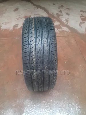 245/45zr19 Double King